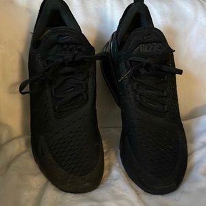 Nike All Black Shocks